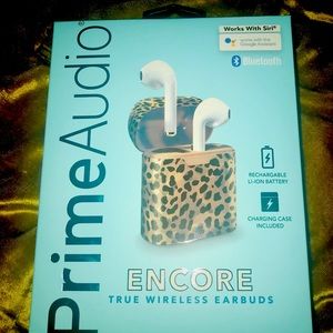Wireless Earbuds with Leopard Charging Case